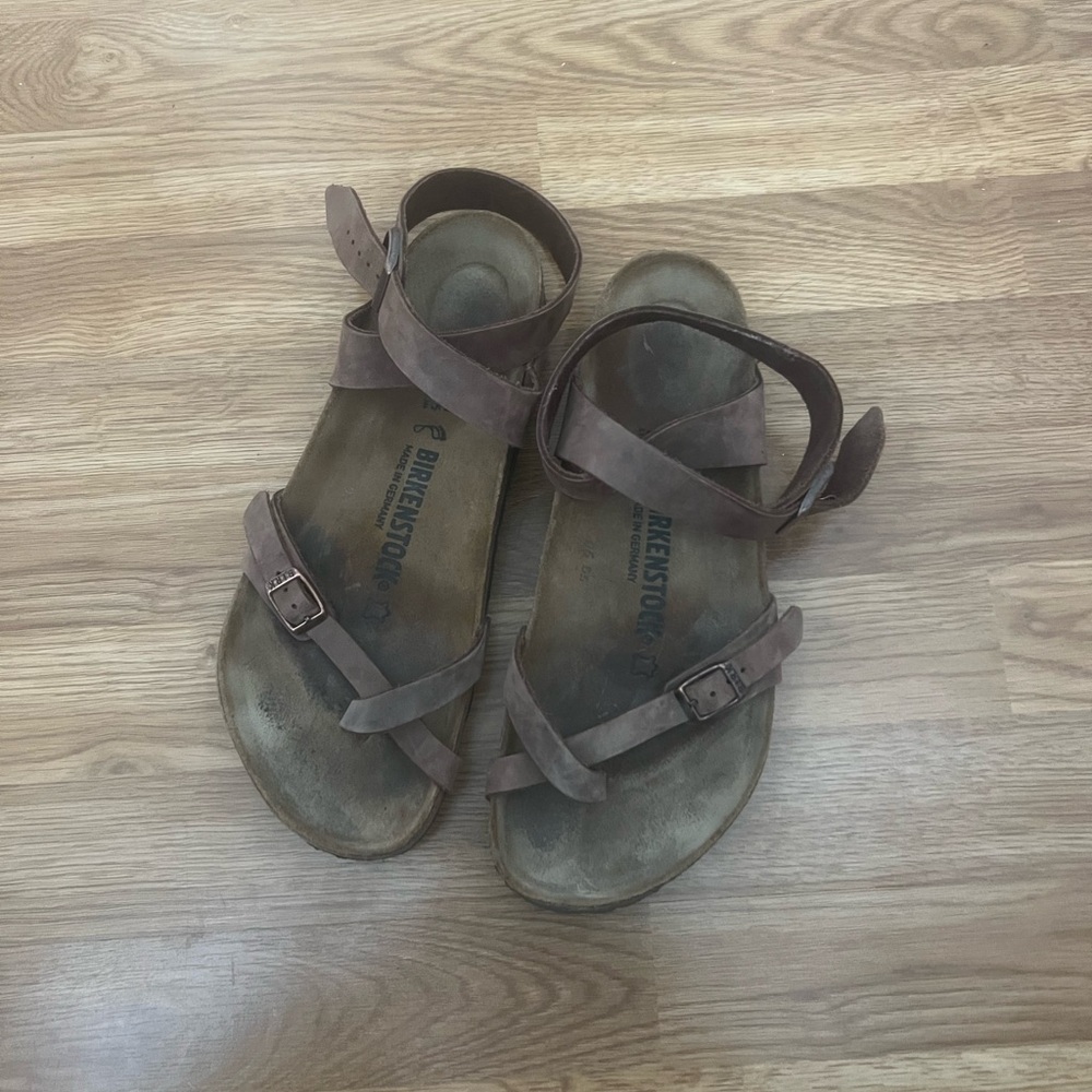 Birkenstock // Yara Sandals